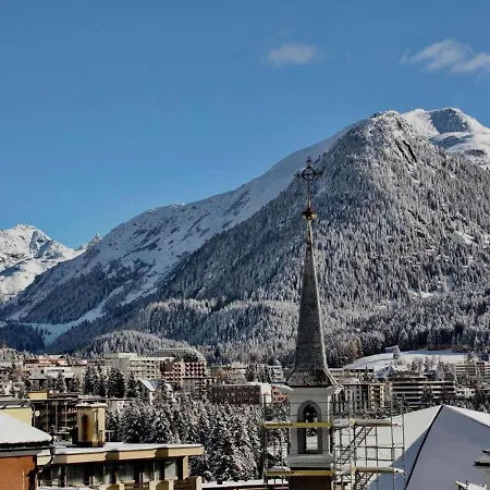 Accommodation Mountain View - Sleep 4 - In Davos *
