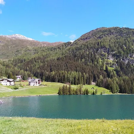 Accommodation Mountain View - Sleep 4 - In Davos Lejlighed *